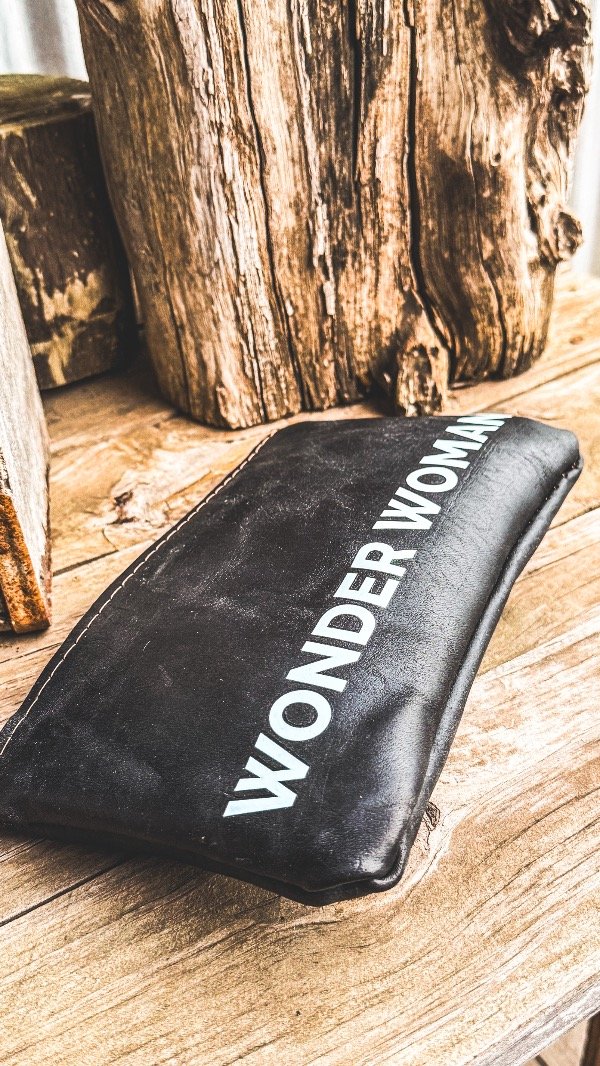 Producto - Wonder Woman Negro