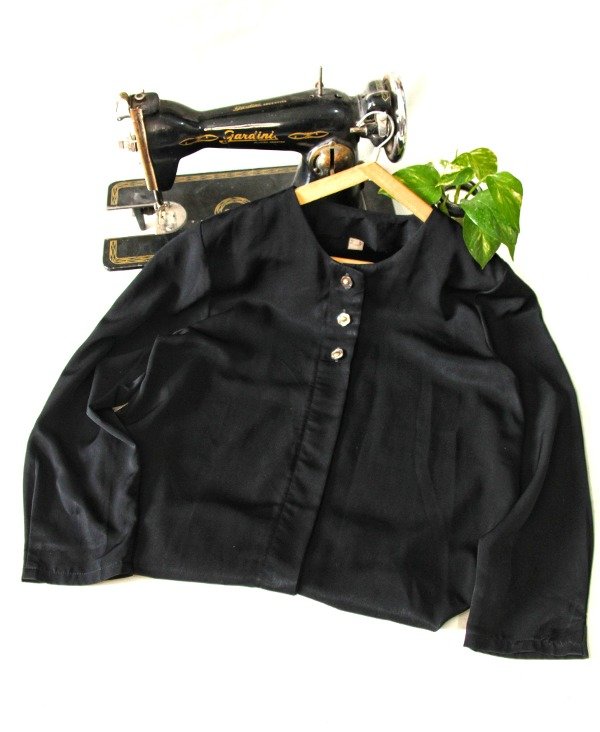 Producto - CAMISA BLACK FLOWER
