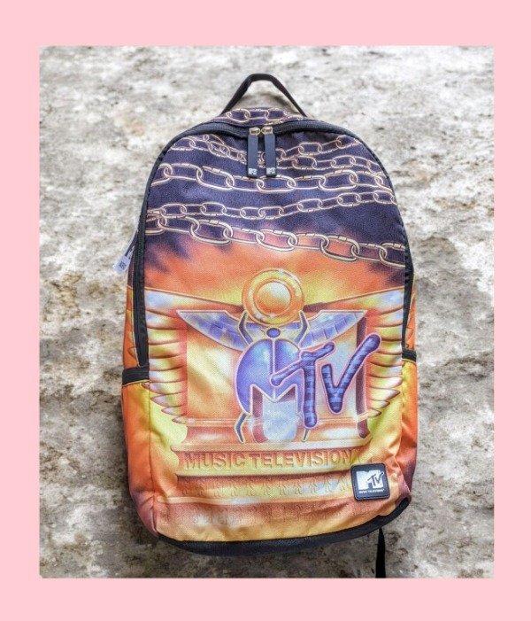 Producto - Mochila grande MTV 90s