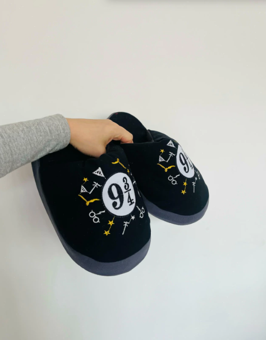 Producto - PANTUFLON 9 3/4  Harry Potter