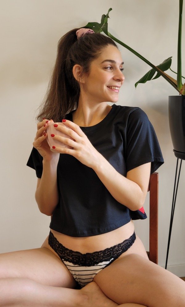 Producto - Remera boxy B1 .Ver más colores