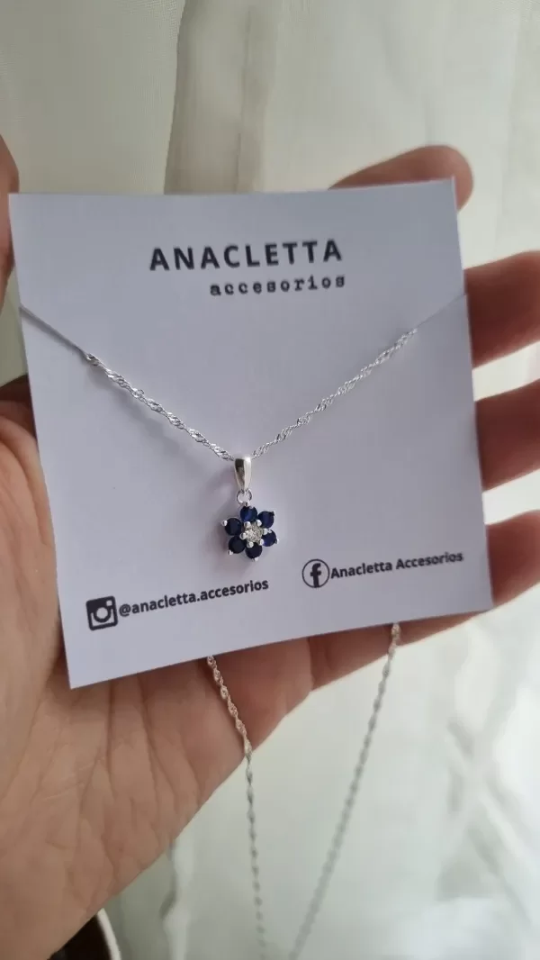 Producto - Gargantilla flor azul cubic plata 925 40cm