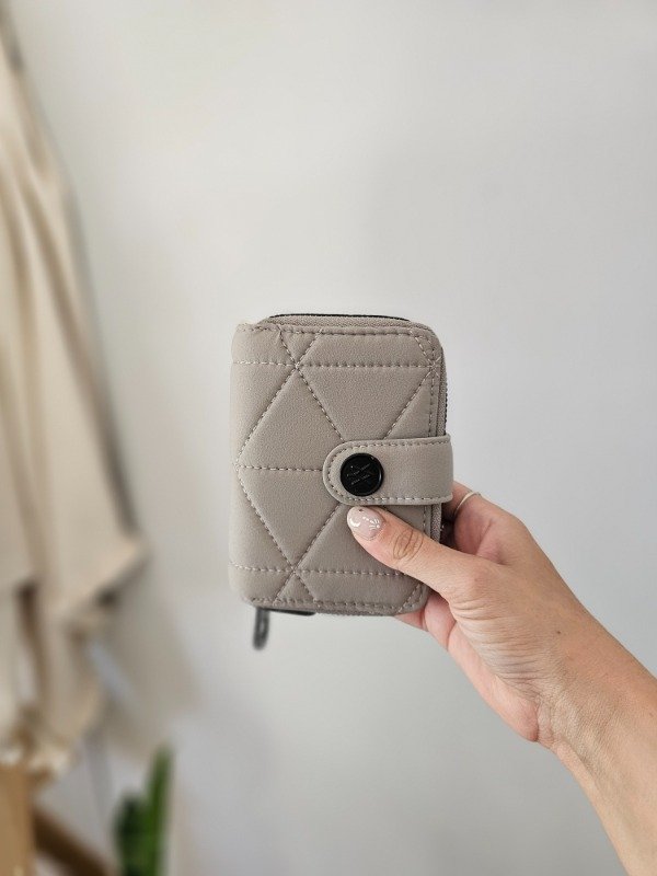 Producto - Billetera Amayra gris