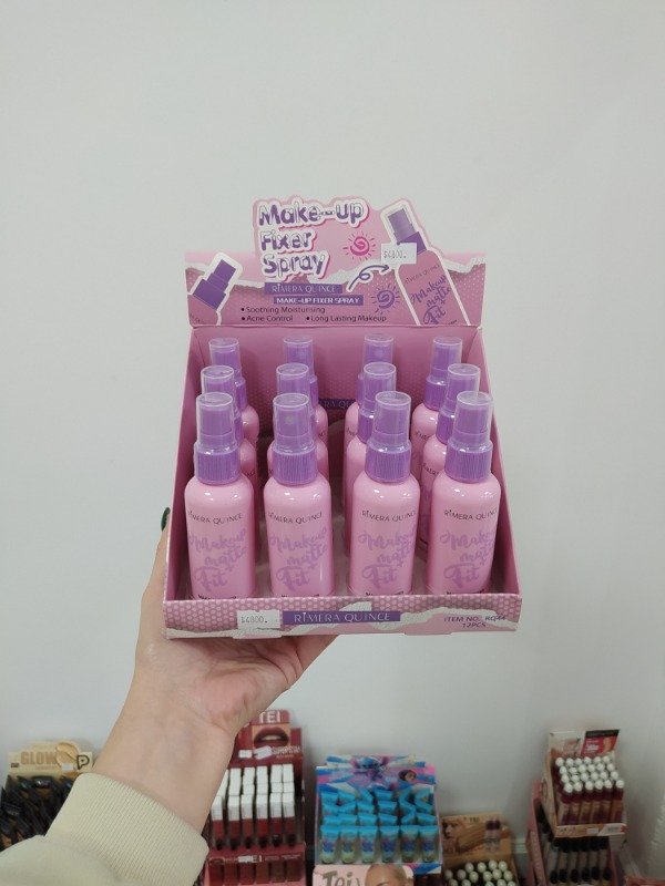 Producto - Fijador de maquillaje matte rimera quince