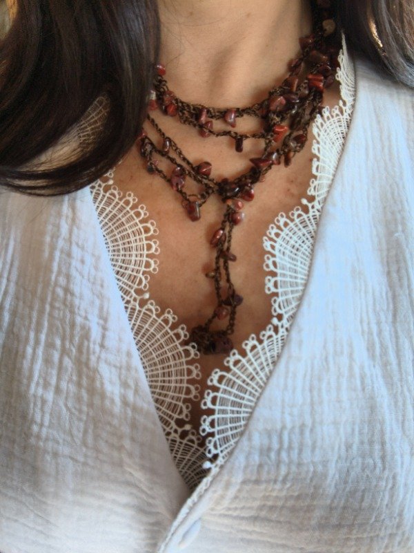 Producto - Collar ipanema mil vueltas jaspe rojo