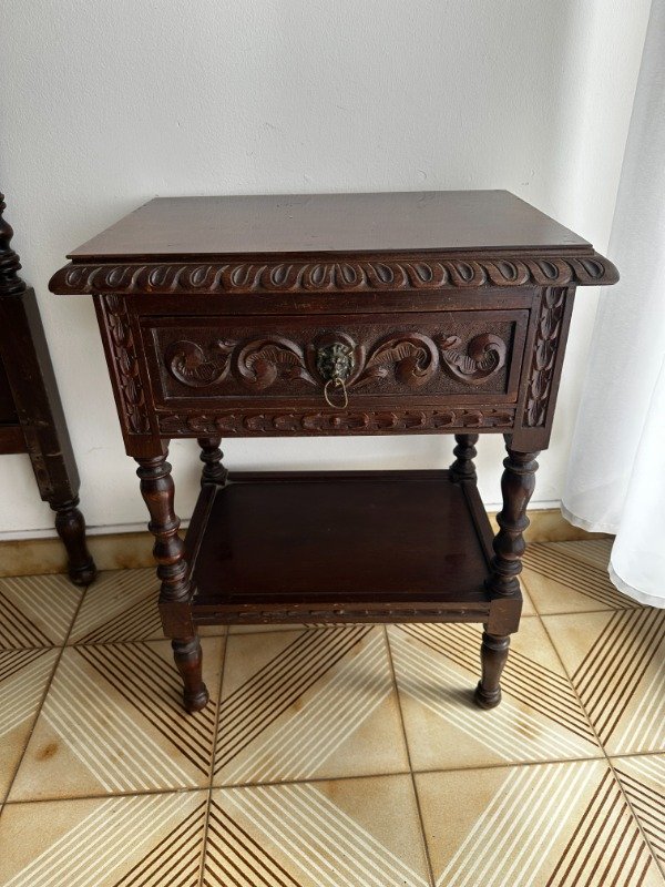 Producto - RESPALDO CEDRO 137x104 C/ DOS MESAS DE LUZ #13005 - 2