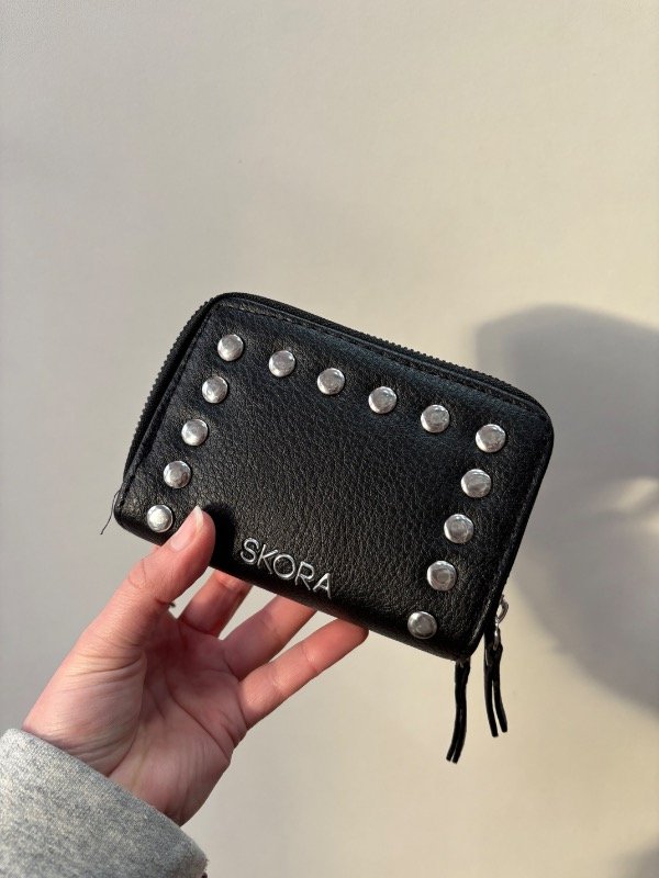 Producto - Billetera Skora Tachas doble cierre