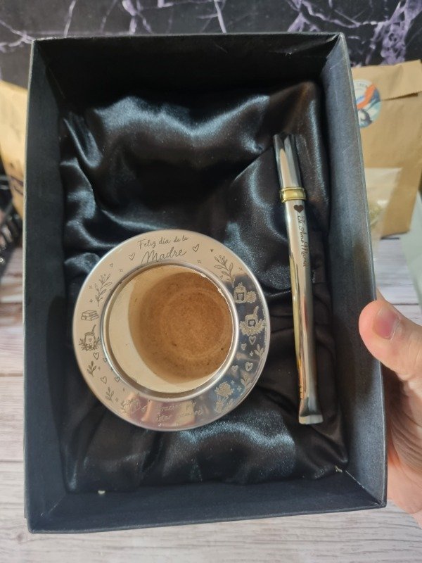 Producto - Box Día de la Madre. Mate Camionero Laqueado con Bombilla Te Amo Mamá - 3