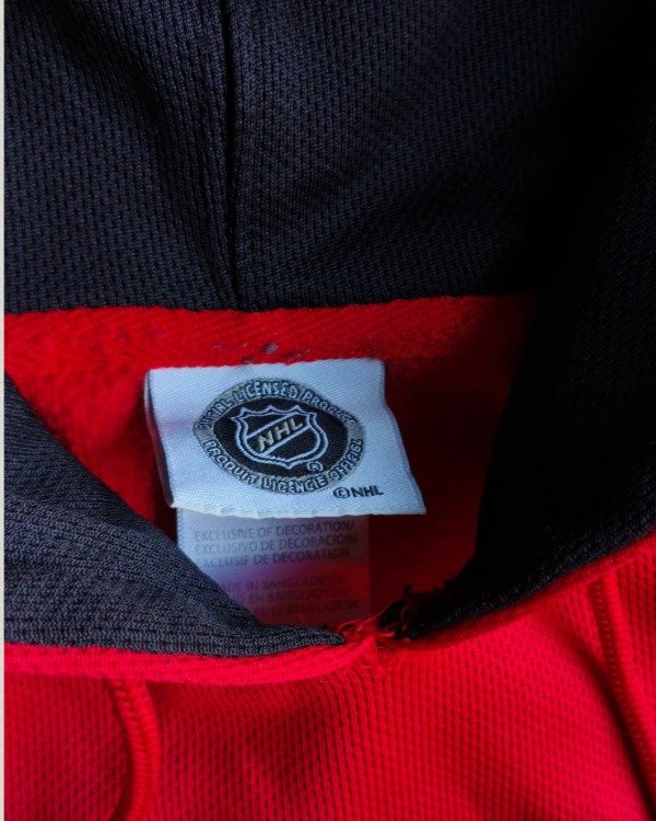 Producto - BUZO NHL "DETROIT RED WINGS" TALLE M - 3