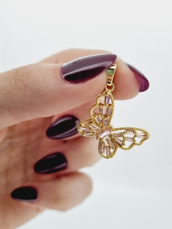 Producto - Dije acero dorado mariposa calada strass cubic