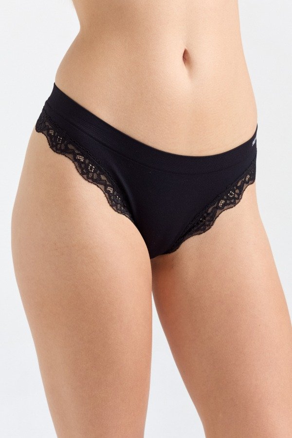 Producto - Less Lace - 2