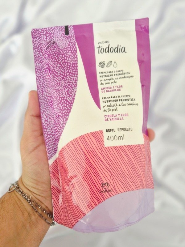 Producto - Repuesto Crema Nutritiva Corporal Ciruela y flor de vainilla