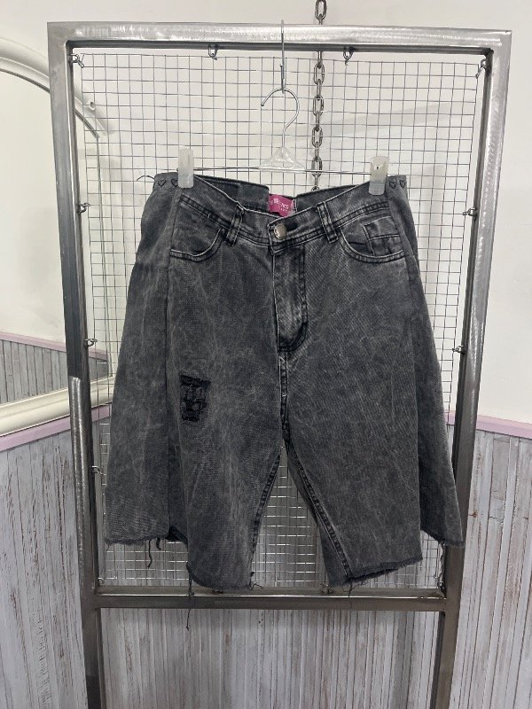 Producto - Bermuda //trueno// talle 40