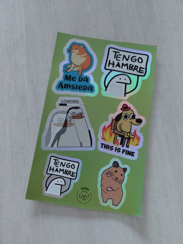 Producto - Planchitas de stickers - Memes #004