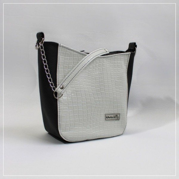 Producto - Cartera Ana (byn)