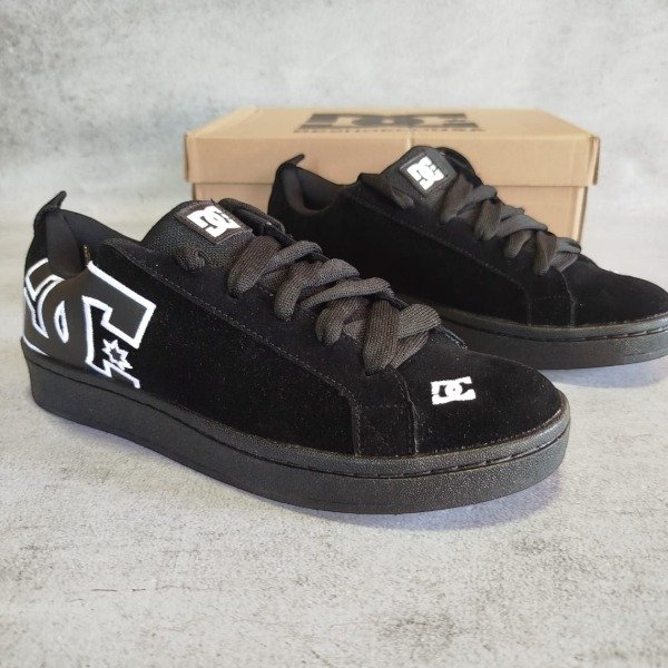 Producto - DC SHOES USA - COURT GRAFFIK -NEGRO/BLANCO (BASE NEGRA)