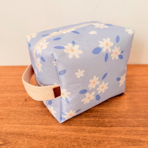 Producto - CARTUCHERA CAMILA (PREMIUM) Diseño JARDÍN LAVANDA