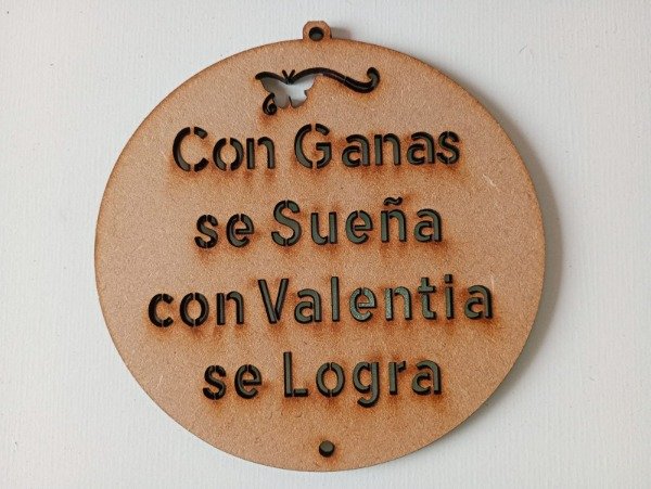 Producto - Atrapasueño circulo con frase "Con ganas se sueña con valentía se logra"