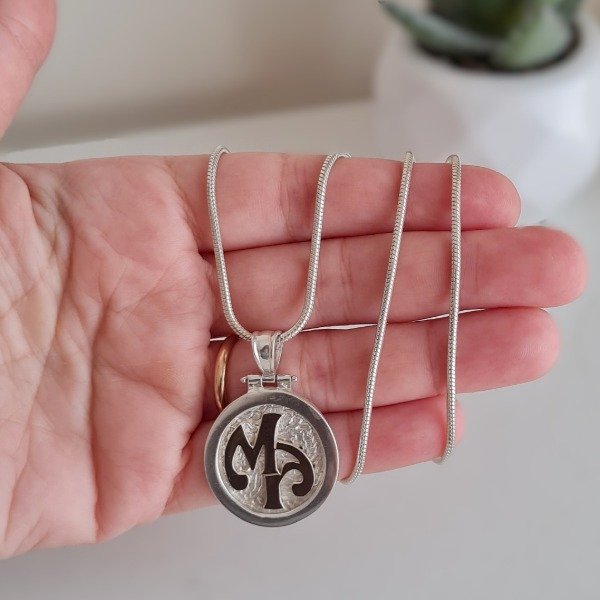 Producto - Cadena y medalla MA