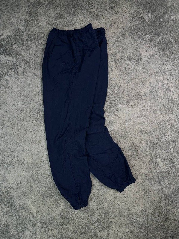 Producto - ROMPEVIENTOS NIKE VTG (M)