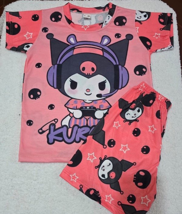 Producto - Pijamas de niños Kuromi auriculares
