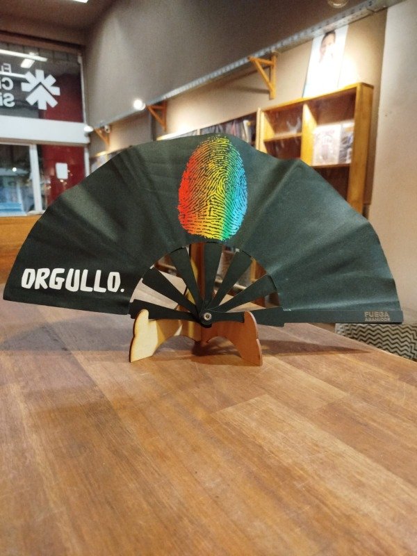 Producto - Abanico orgullo