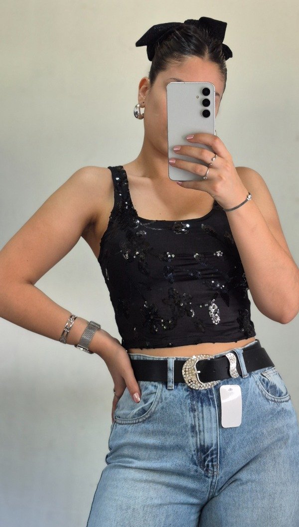 Producto - Top floreado negro