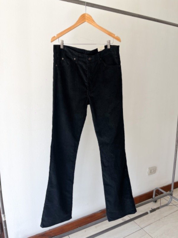 Pantalón Levi's corderoy