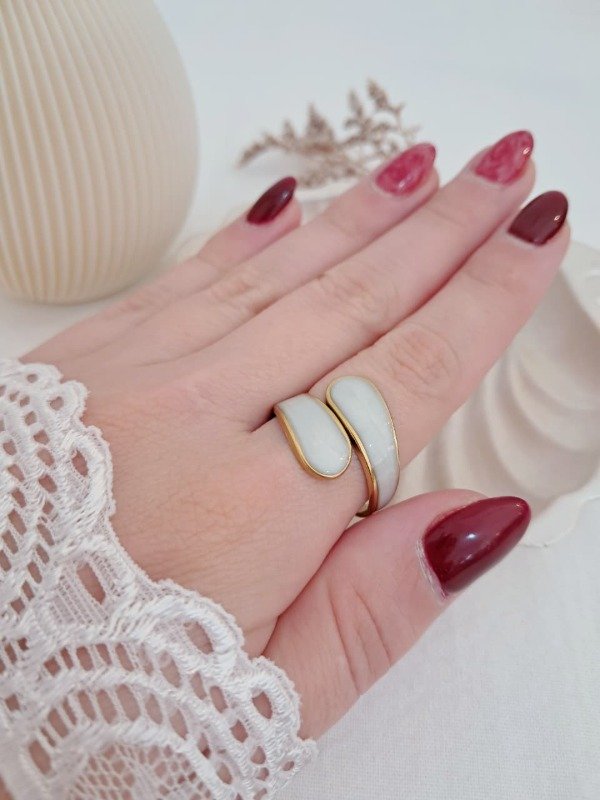 Producto - Anillo AD cruzado nacarado