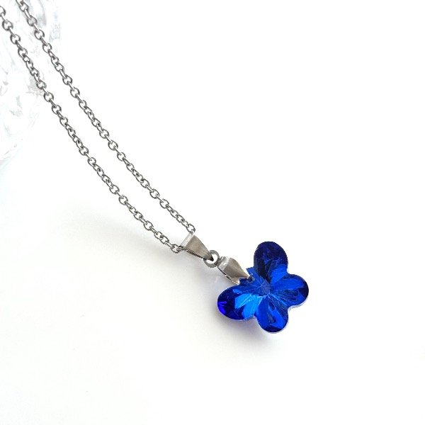 Producto - Collar de acero quirúrgico - 45cm - Espejito 1mm - Mariposa de vidrio - Azul