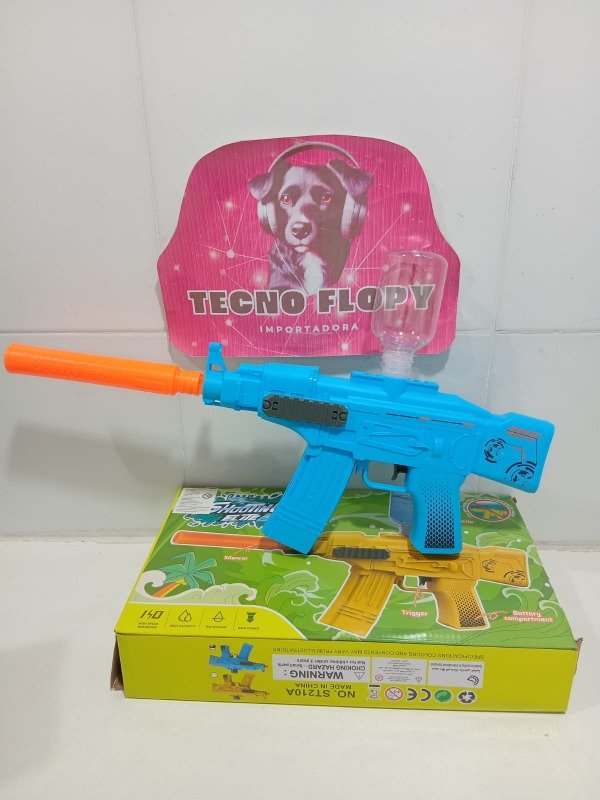 Producto - Pistola metralleta agua recargable luz