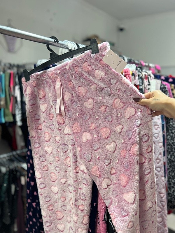 Pant polar rosa corazones — imagen 4