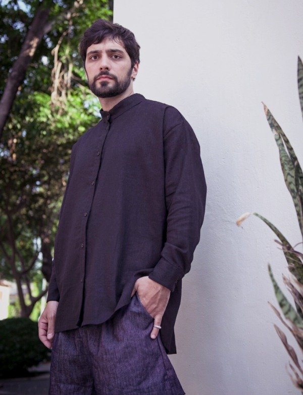 Producto - camisa C1 cuello mao negra