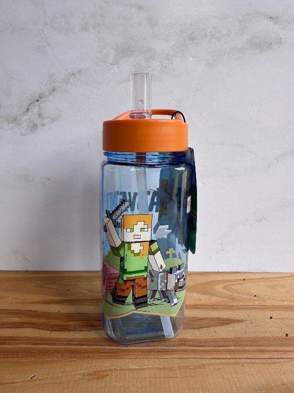 Producto - Botella Cuadrada 02