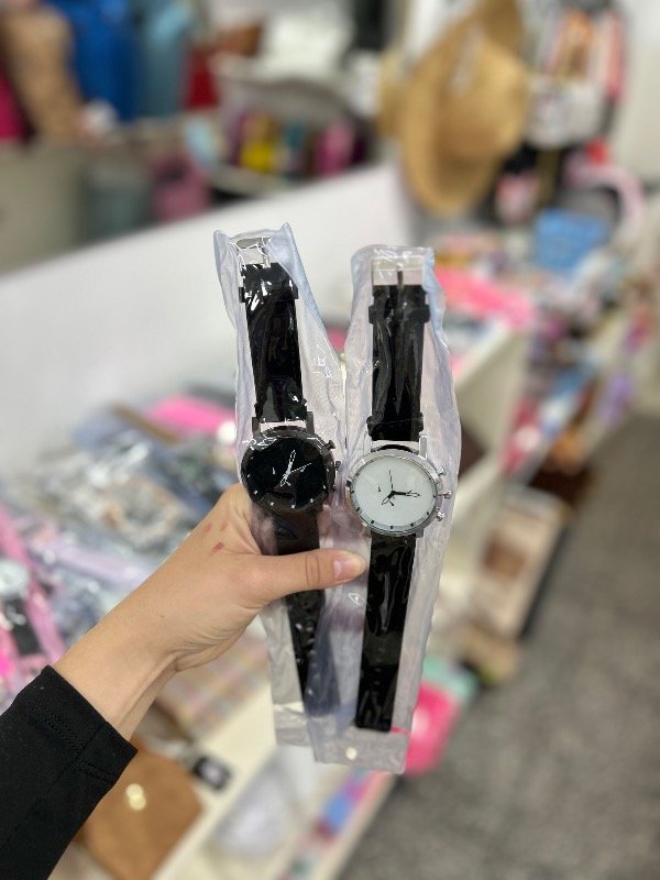 Producto - Reloj masculino gamuza negro
