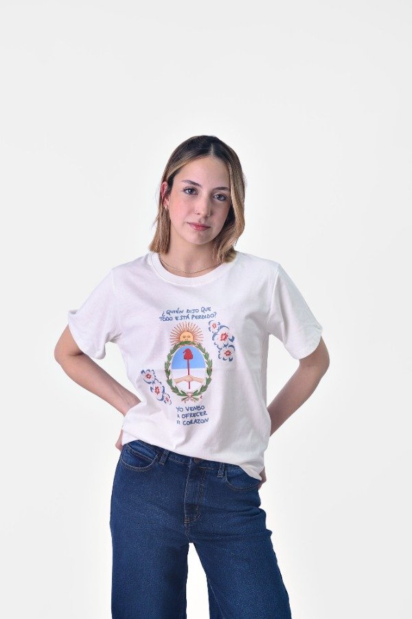 Producto - 1537 REMERA BOXI ESTAMPA ESCUDO