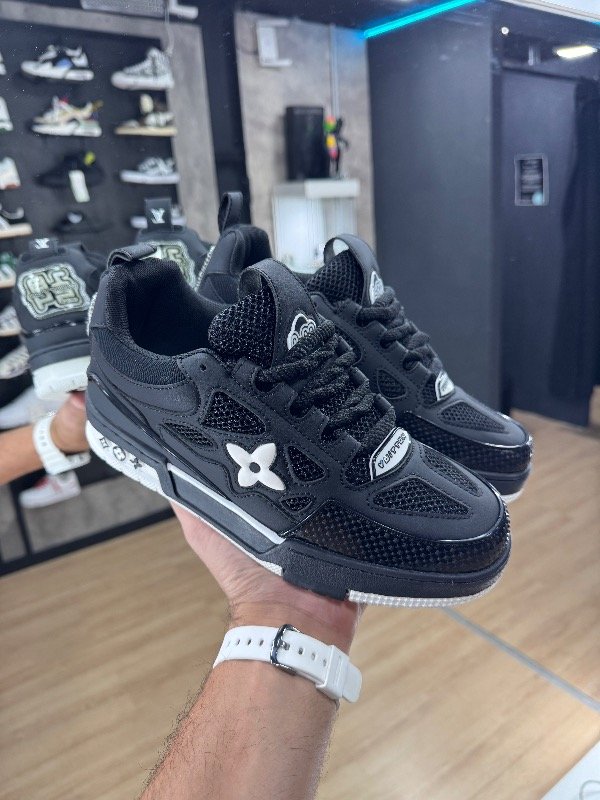 Producto - LOUIS VUITTON SKATE BLACK