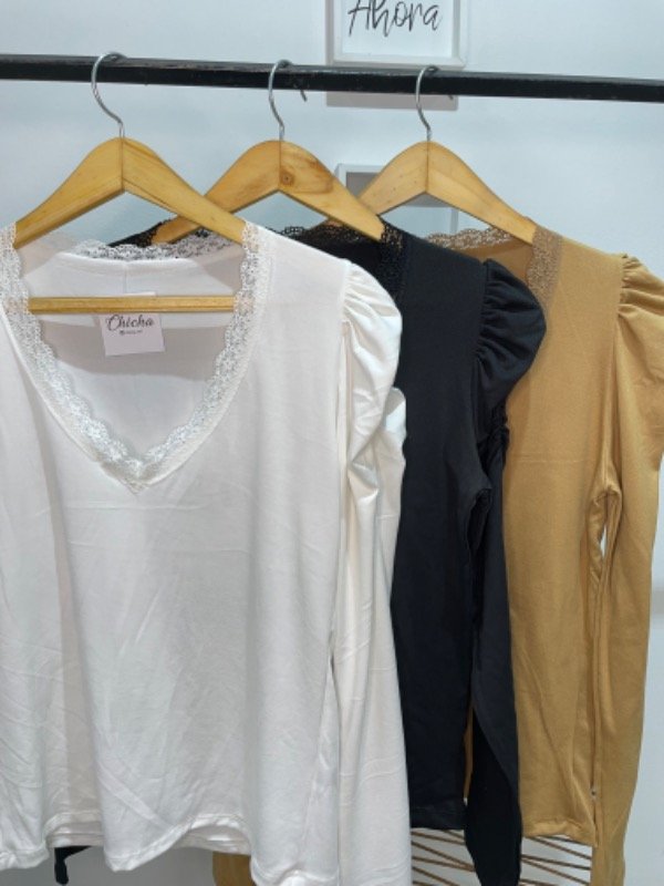 Producto - Camiseta princesa puntilla