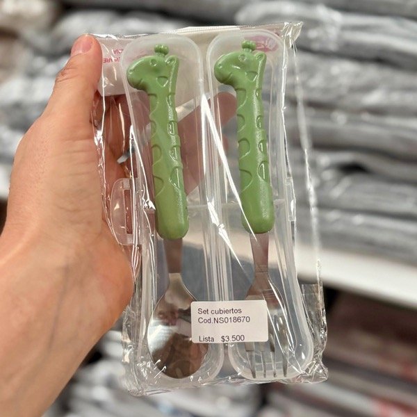 Producto - Set Cuchara Y Tenedor En Estuche 18670