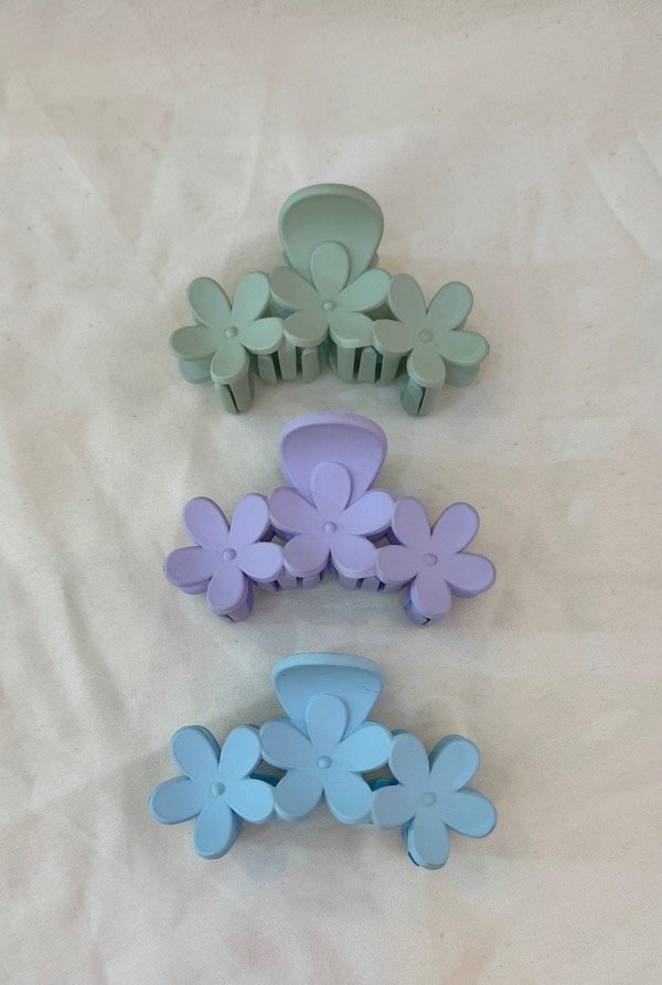 Producto - Broche triple flor