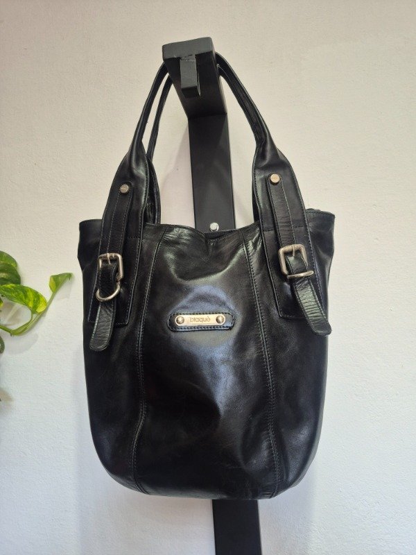 Producto - Cartera BLAQUE cuero