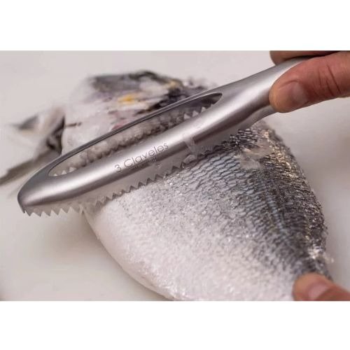 Producto - Descamador Profesional 3 Claveles Acero 27 Cm España