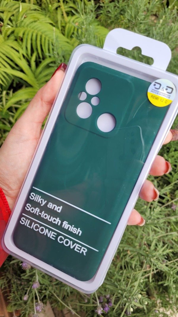 Producto - Xiaomi redmi 12c silicona case verde con felpa