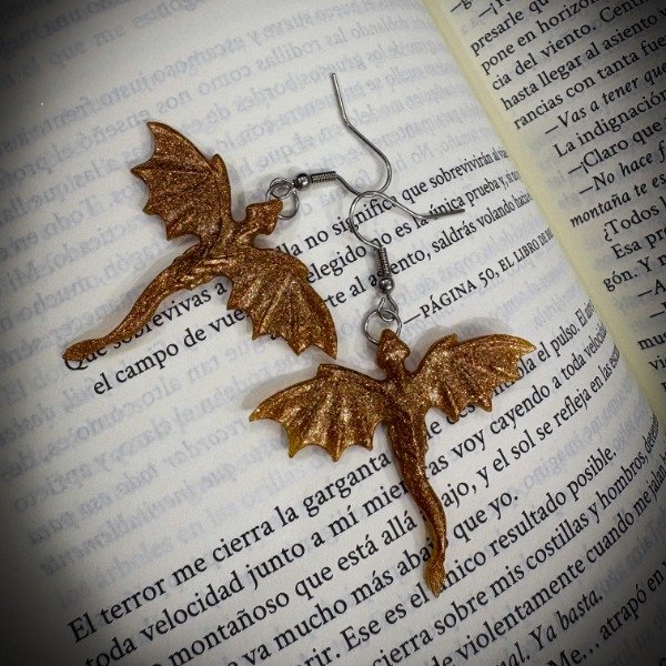 Producto - Aros de dragones dorados inspirados en Andarna