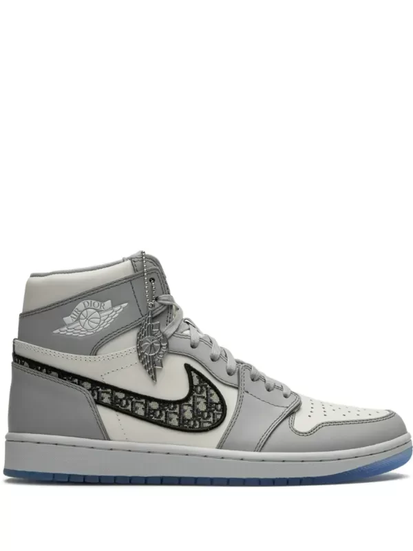 Producto - Air Jordan 1 High de Jordan x Dior
