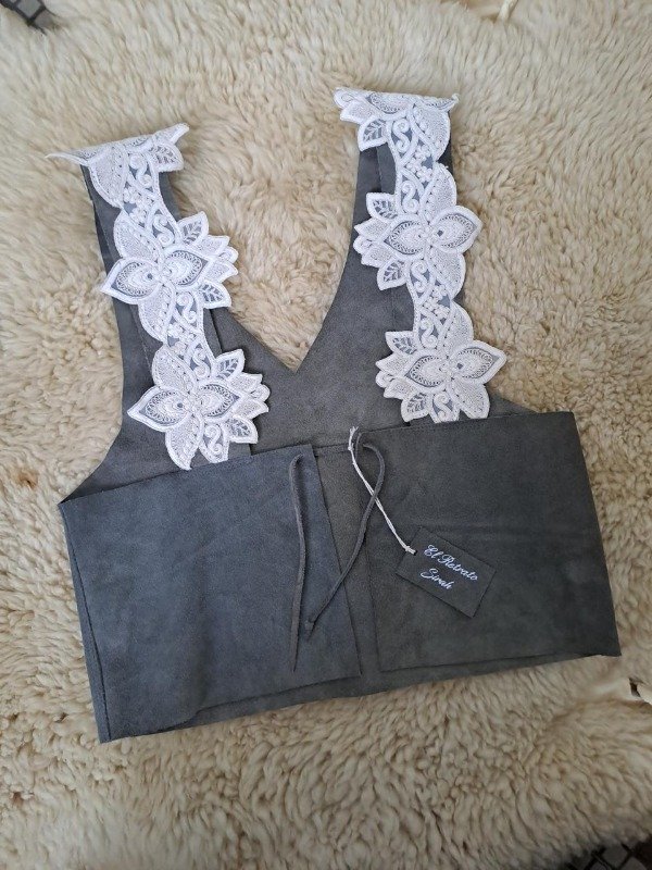Producto - Chaleco gris customizado - 0