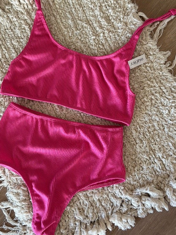 Producto - BL GINEBRA TOP DE ATAR Y LESS ALTA DE MORLEY FUCSIA