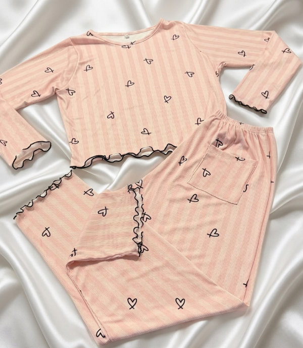 Producto - Pijama Rulette ML Rayado Corazon