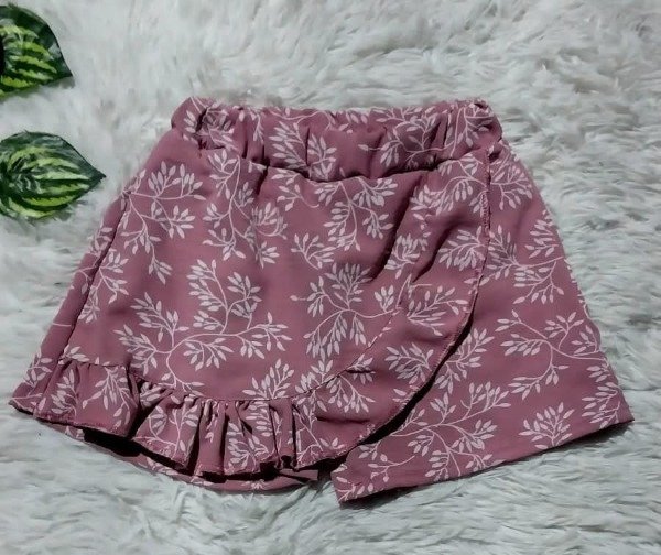 Producto - SHORT POLLERA FLORES