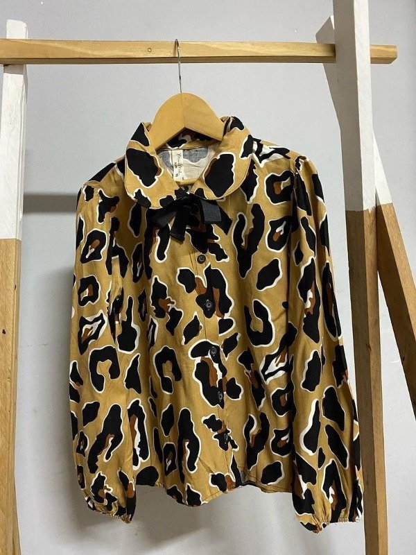 Producto - Camisa estampada nena